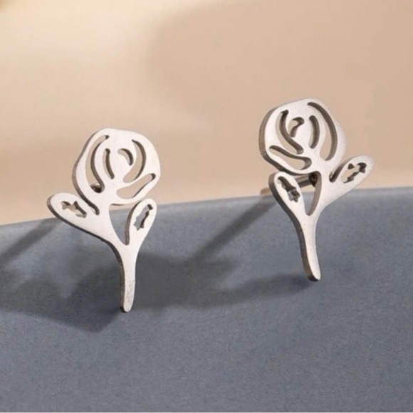 “Beauty Beast” Enchanted Rose Disney Lasercut Cut-Out Outline Floral Silver Stud - Picture 3 of 8